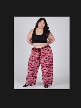 Big Bud Press Xl Camo Drop Pocket Cargo Pants In Red Wine